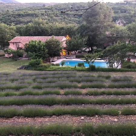 Lou Caleu Restaurant Le Rocher Des Abeilles 3* Saint-Martin-de-Castillon