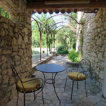 Hotel Lou Caleu Restaurant Le Rocher Des Abeilles