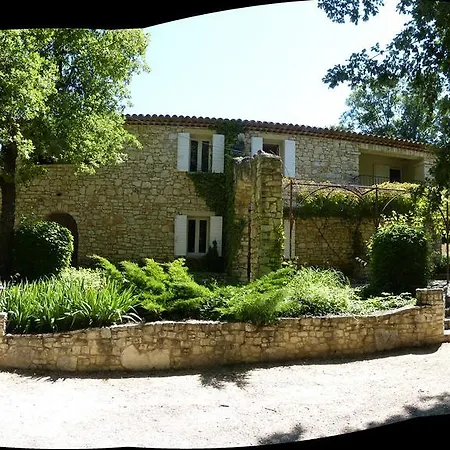 Lou Caleu Restaurant Le Rocher Des Abeilles מלון 3*